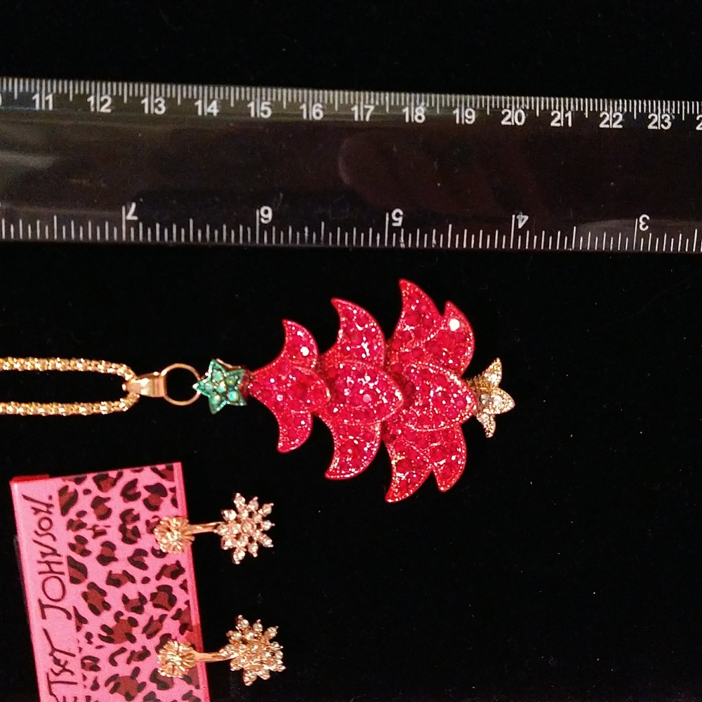Christmas Tree pendant with Snow Flake earrings